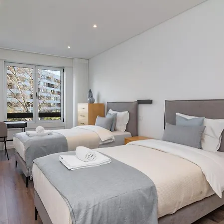Coastal Charm By Lovelystay Oeiras Extérieur photo