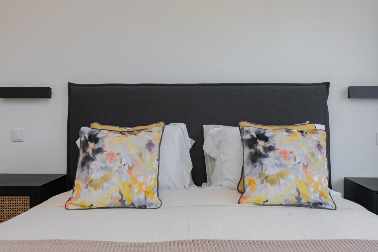 Apartment Coastal Charm By Lovelystay Oeiras
